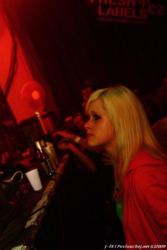 koncert: WWW - KŘEST CD - Úterý 12. 5. 2009